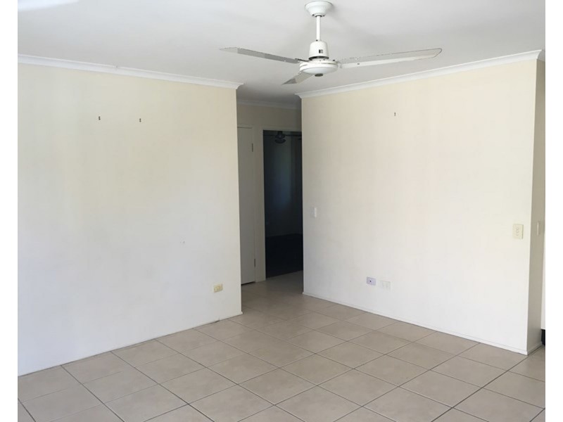 1/4 Tumala Street, Parrearra QLD 4575