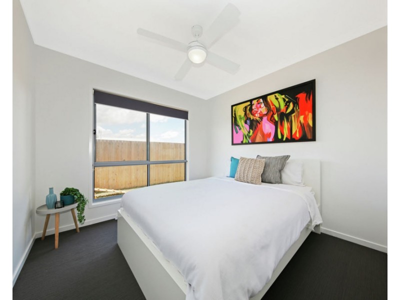 3 Violet Street, Caloundra West QLD 4551