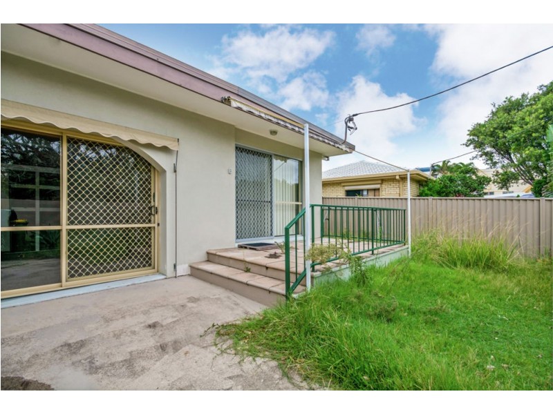 1/11 Wyreema Terrace, Caloundra QLD 4551