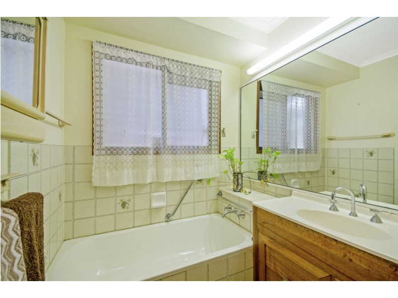 36 Blaxland Road, Nambour QLD 4560