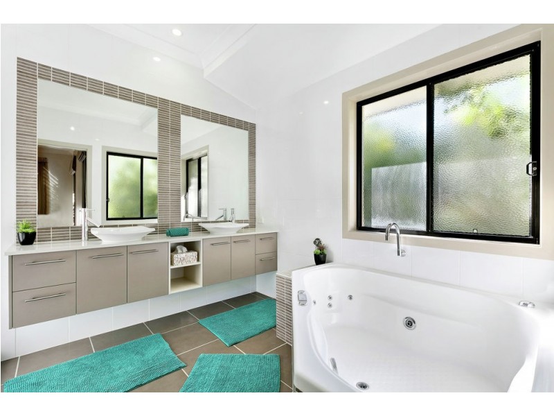 25 Palm Creek Road, Tanawha QLD 4556