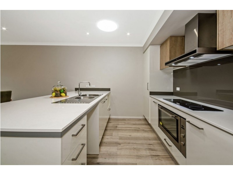 9 Violet Street, Caloundra West QLD 4551