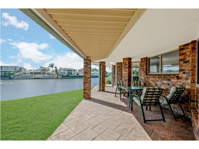 13 Stirling Castle Court, Pelican Waters QLD 4551