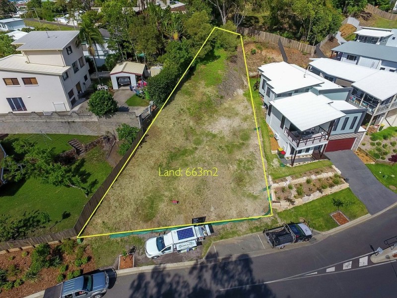 5 The Grove, Alexandra Headland QLD 4572