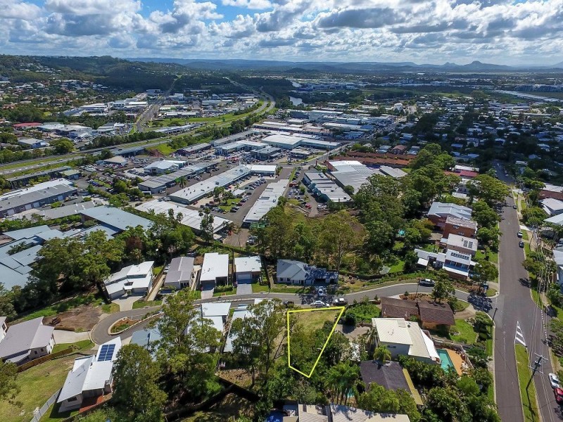 5 The Grove, Alexandra Headland QLD 4572