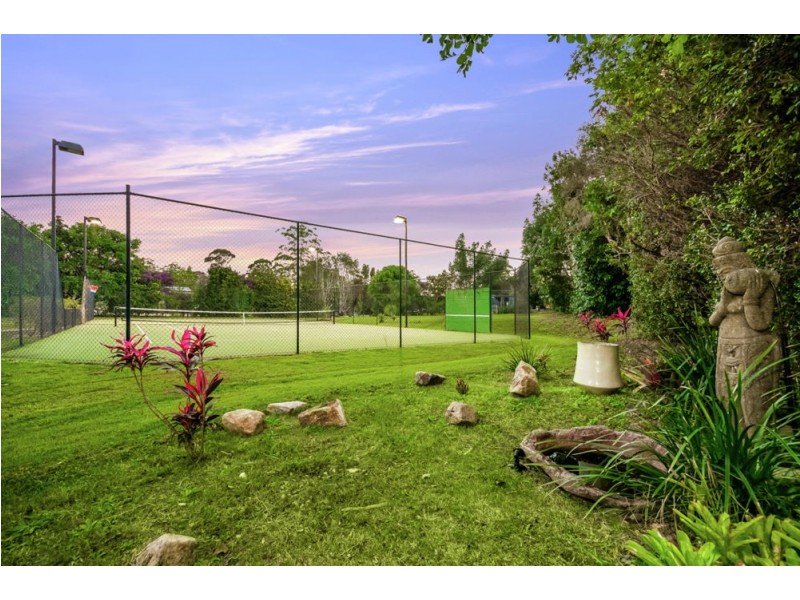 106 Glenfinnan Court, Forest Glen QLD 4556