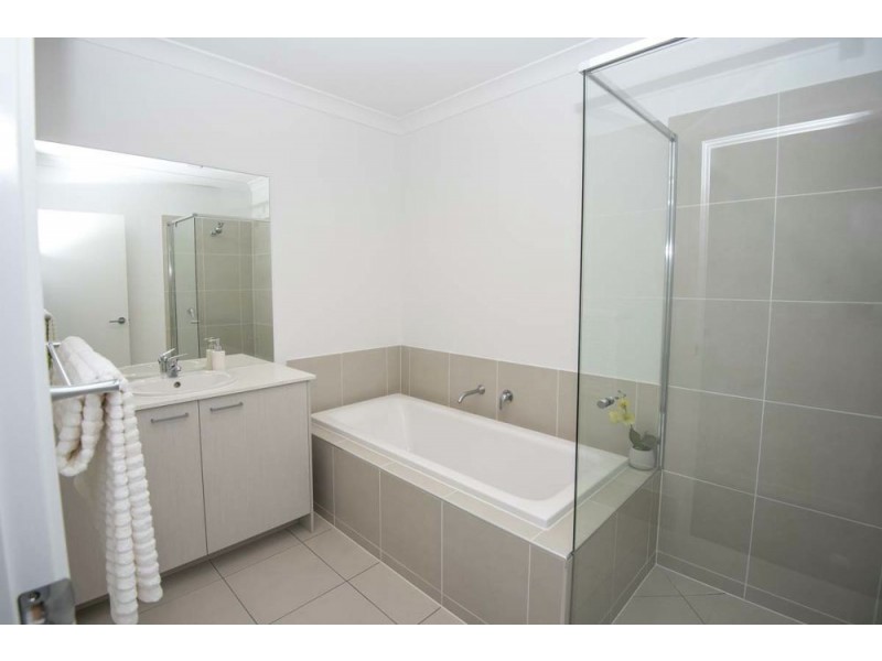 2 Viridian Circuit, Birtinya QLD 4575