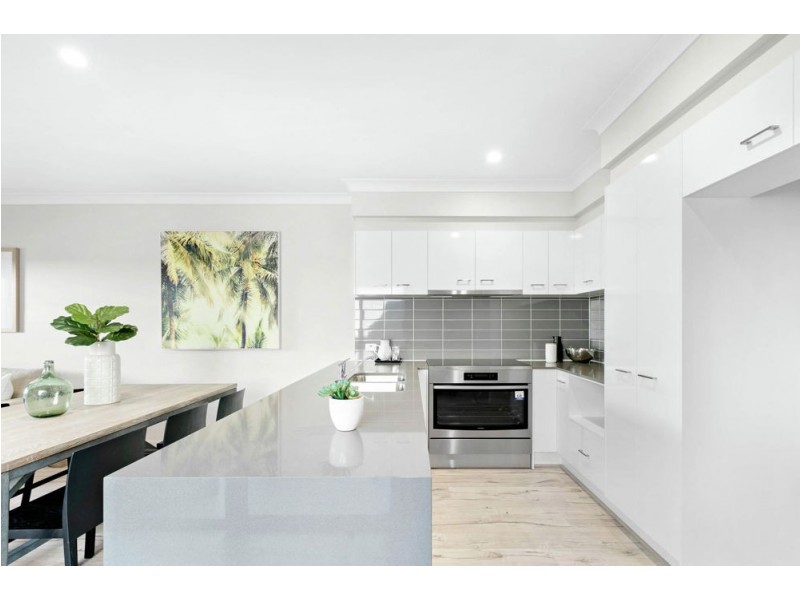 23 Locke Crescent, Caloundra West QLD 4551