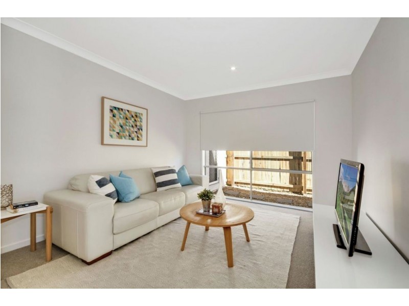 26 Locke Crescent, Caloundra West QLD 4551