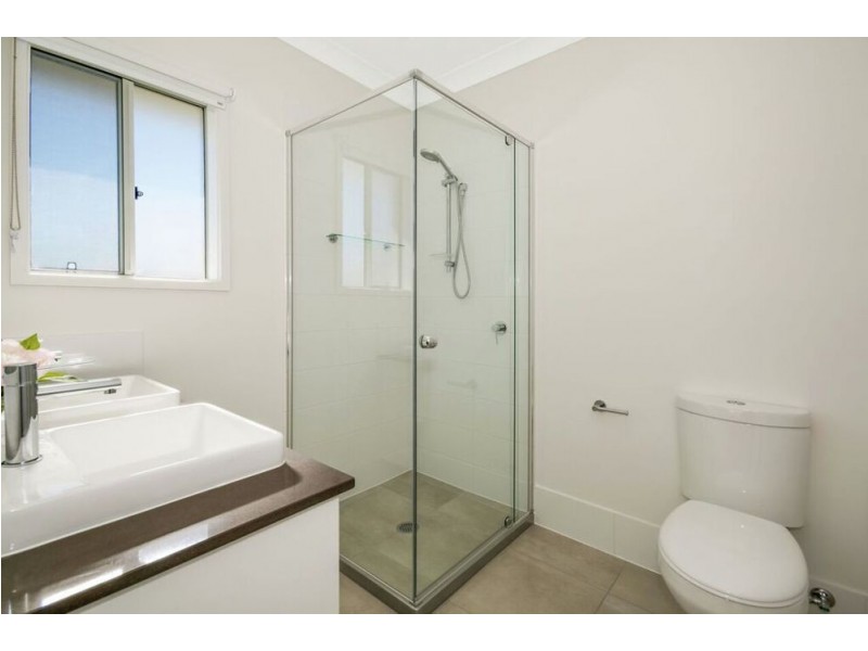 26 Locke Crescent, Caloundra West QLD 4551