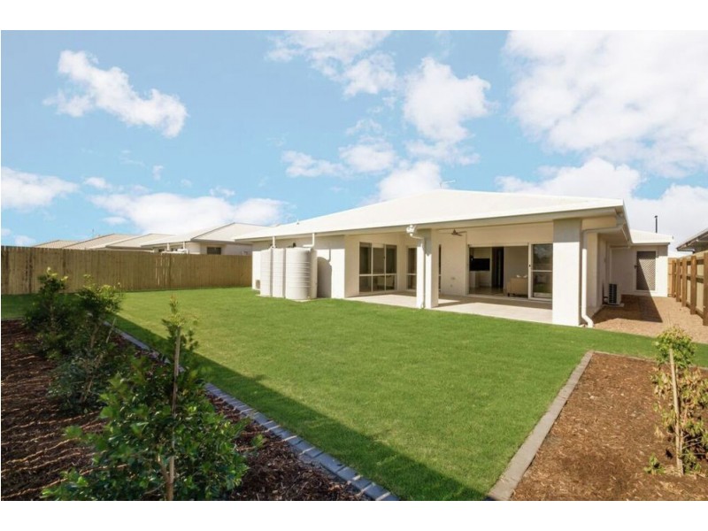 26 Locke Crescent, Caloundra West QLD 4551