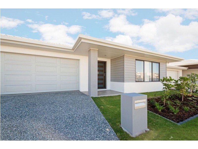 28 Locke Crescent, Caloundra West QLD 4551