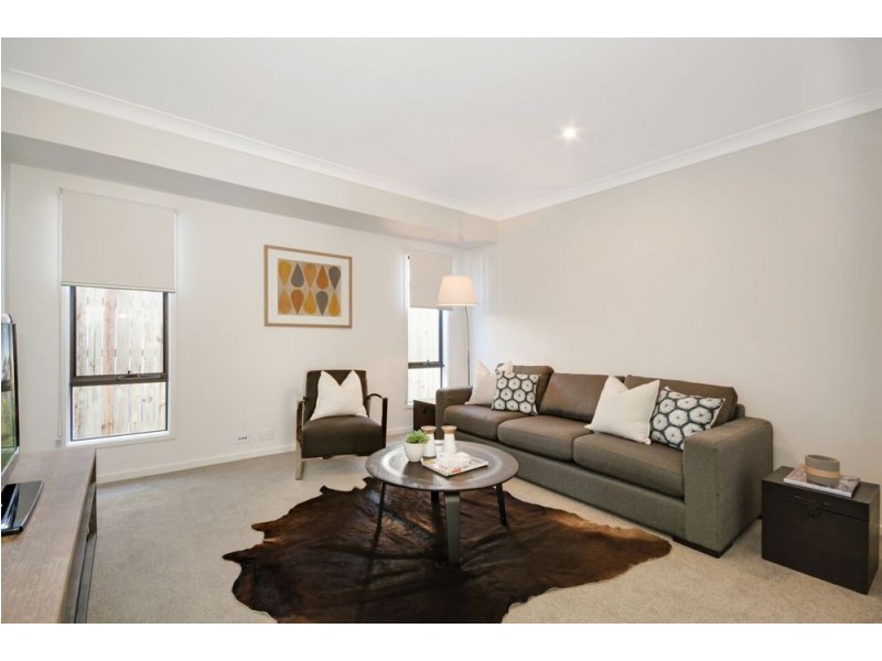 28 Locke Crescent, Caloundra West QLD 4551