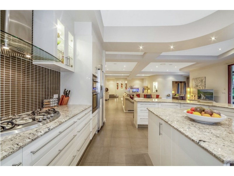 76 Glenfinnan Court, Forest Glen QLD 4556