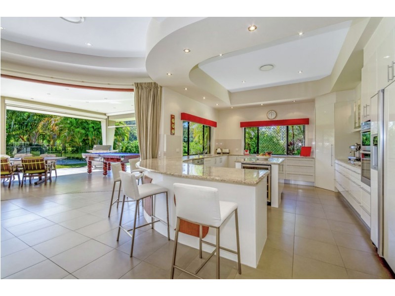 76 Glenfinnan Court, Forest Glen QLD 4556