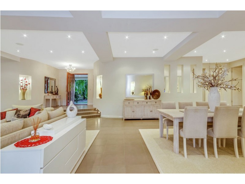 76 Glenfinnan Court, Forest Glen QLD 4556