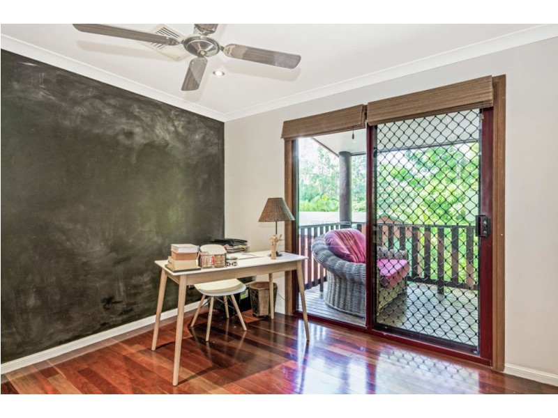 8-10 Rita Court, Tanawha QLD 4556