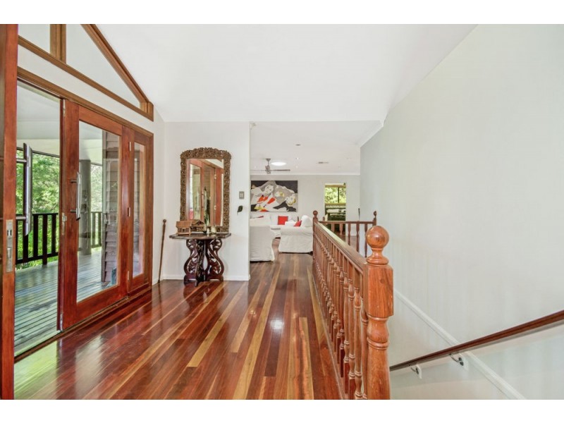 8-10 Rita Court, Tanawha QLD 4556