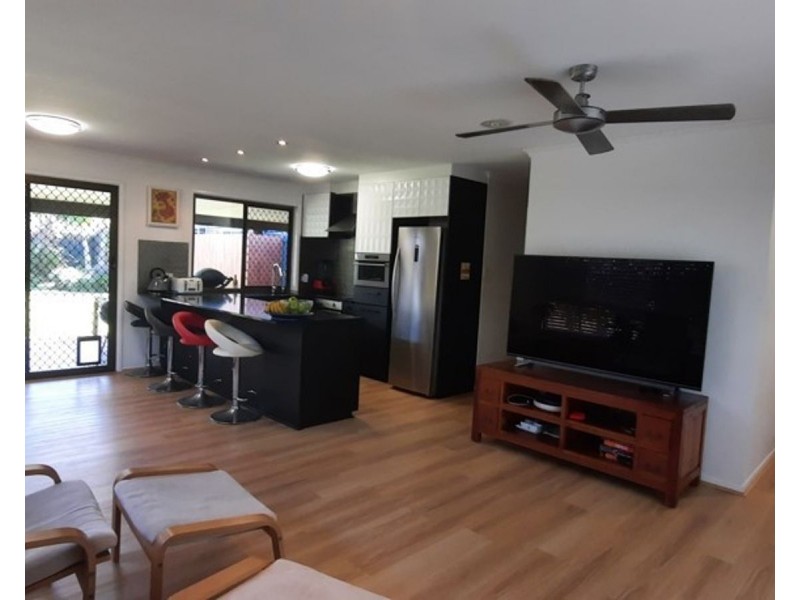 48 Nicklin Way, Parrearra QLD 4575