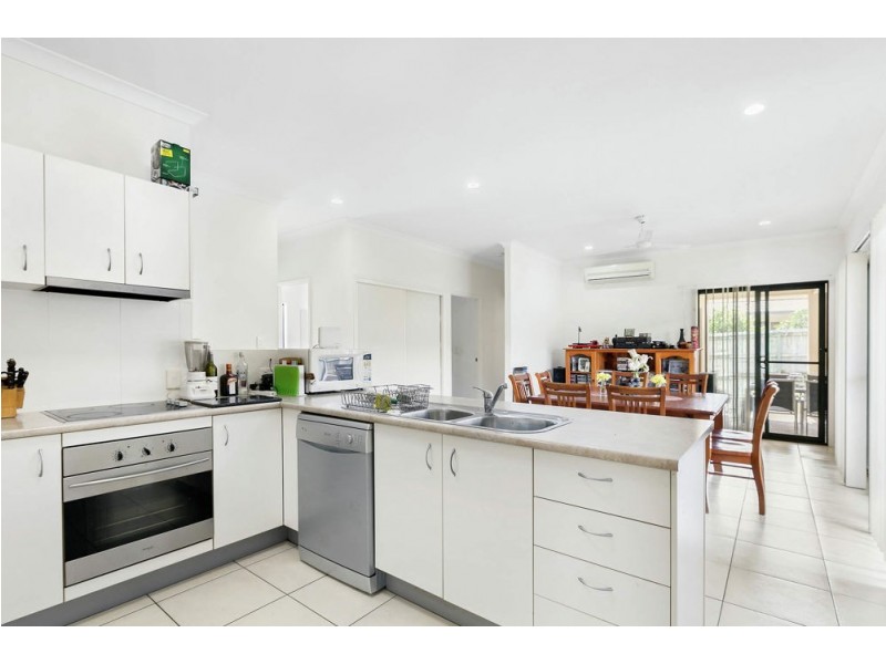 48 Kurrajong Crescent, Meridan Plains QLD 4551