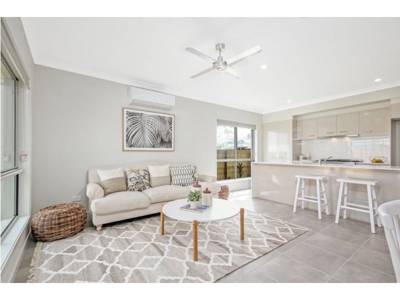 29 Locke Crescent, Caloundra West QLD 4551