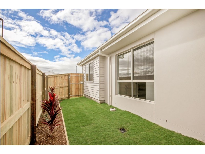 29 Locke Crescent, Caloundra West QLD 4551