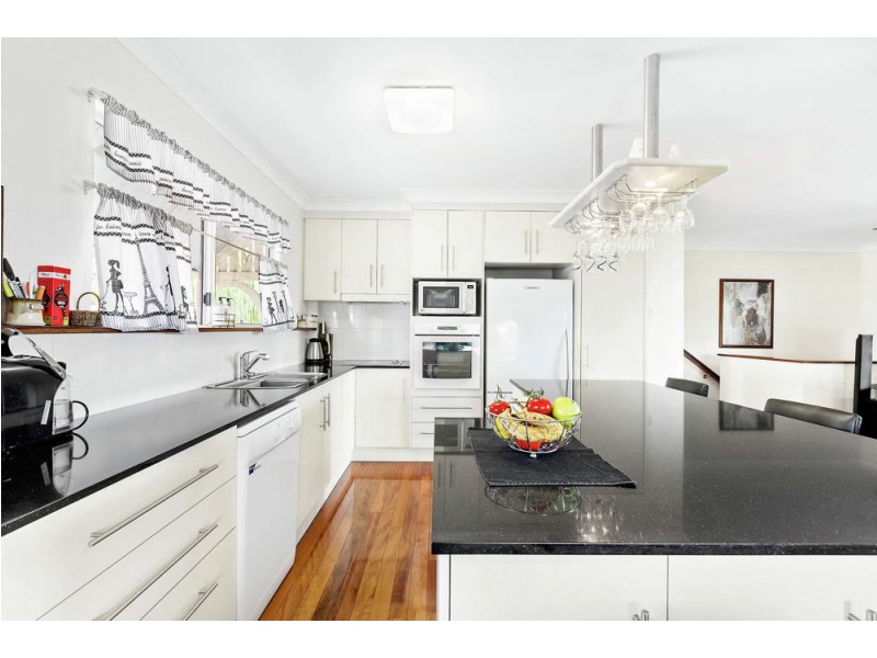 16 Compass Court, Buderim QLD 4556