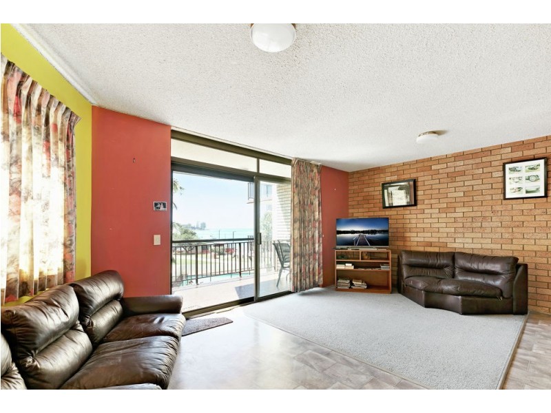 5/13 Landsborough Parade, Golden Beach QLD 4551