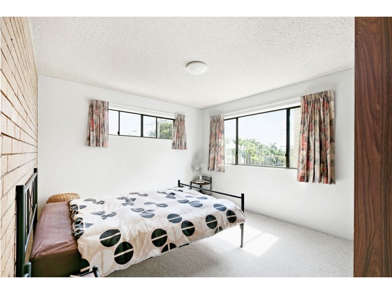 5/13 Landsborough Parade, Golden Beach QLD 4551