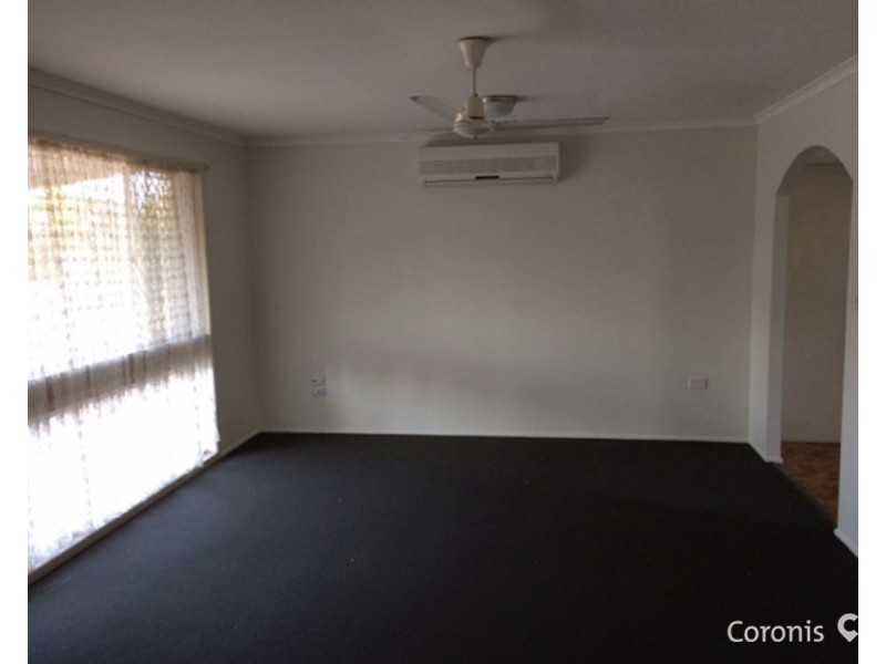 8 Currawan Street, Warana QLD 4575