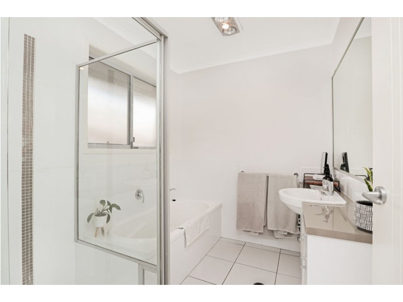 12 Flindersia Place, Mountain Creek QLD 4557