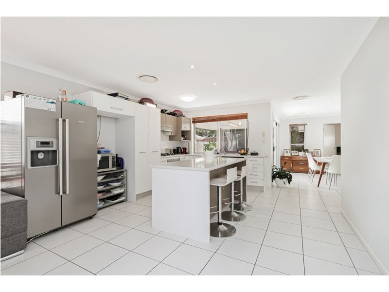 12 Flindersia Place, Mountain Creek QLD 4557