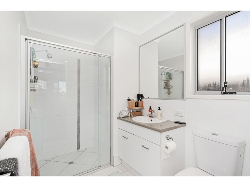 12 Flindersia Place, Mountain Creek QLD 4557