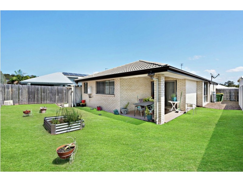 27 Riverstone Crescent, Little Mountain QLD 4551