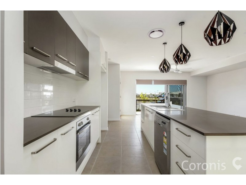 13 Solace Place, Birtinya QLD 4575