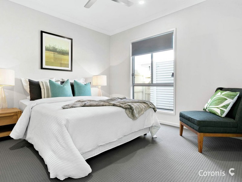 27 Locke Crescent, Caloundra West QLD 4551
