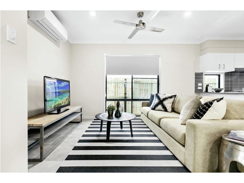 21 Toyne Street, Caloundra West QLD 4551