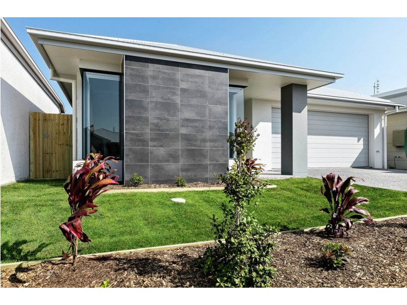21 Toyne Street, Caloundra West QLD 4551