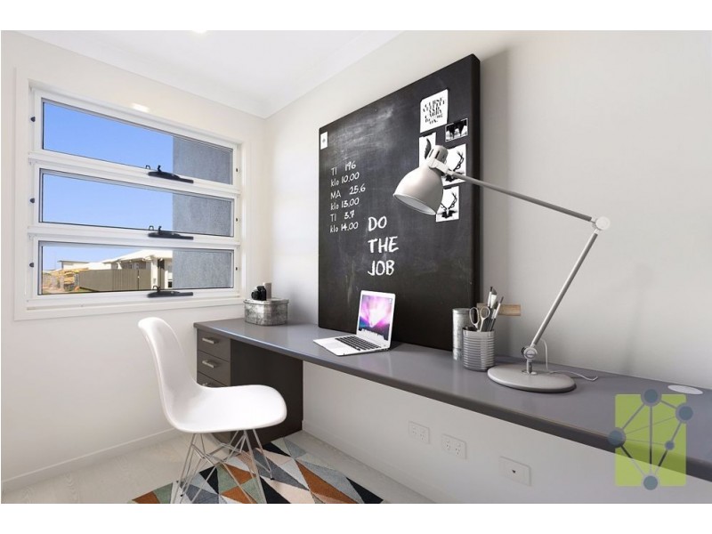 30 Locke Crescent, Caloundra West QLD 4551