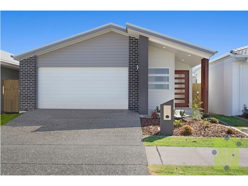 30 Locke Crescent, Caloundra West QLD 4551