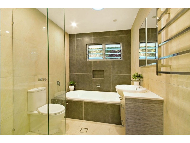 12 Merval Court, Mons QLD 4556