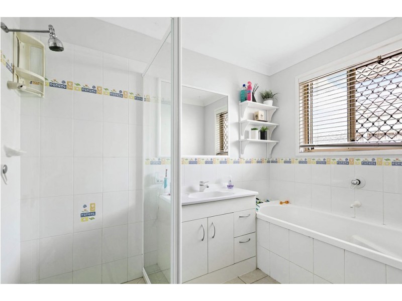 32 Explorer Street, Sippy Downs QLD 4556