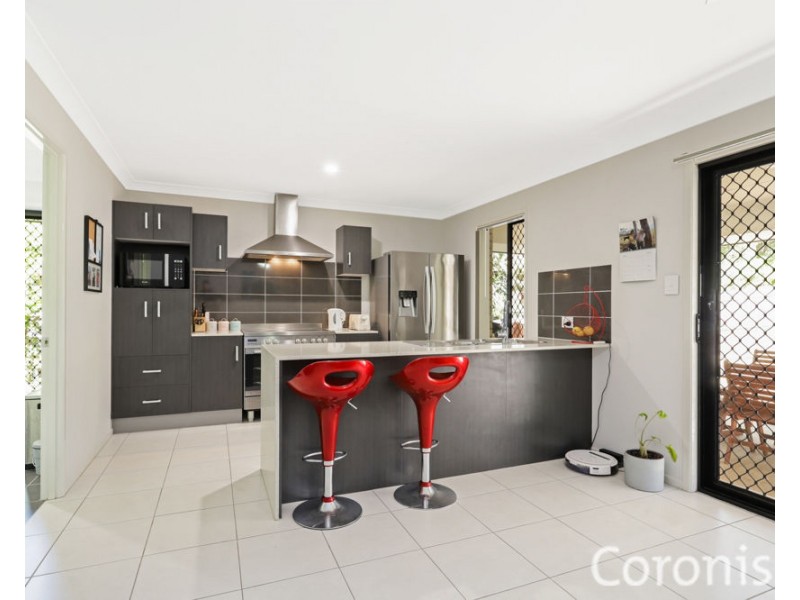 5 Haven Court, Mooloolah Valley QLD 4553