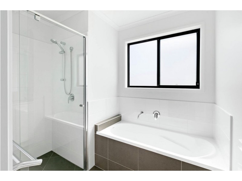 U1 & U2, L626 Dunlop Crescent, Caloundra West QLD 4551
