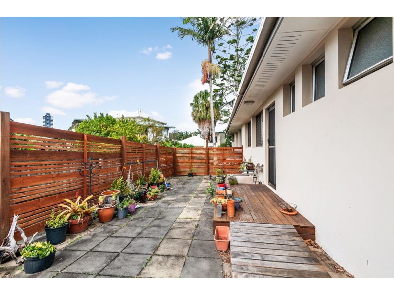34 Regent Street, Caloundra QLD 4551