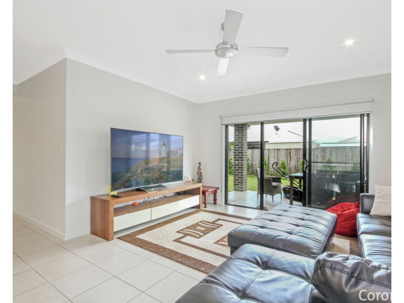 3 Chestnut Crescent, Caloundra West QLD 4551