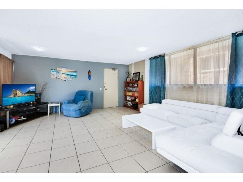 4/24 Moreton Parade, Kings Beach QLD 4551