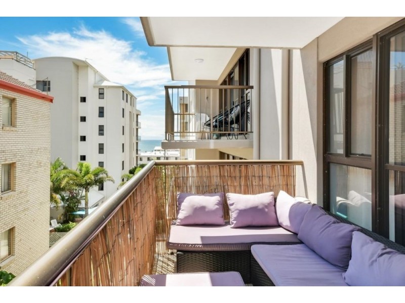 4/24 Moreton Parade, Kings Beach QLD 4551