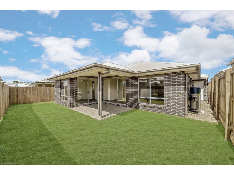 13 Rosseau Street, Caloundra West QLD 4551