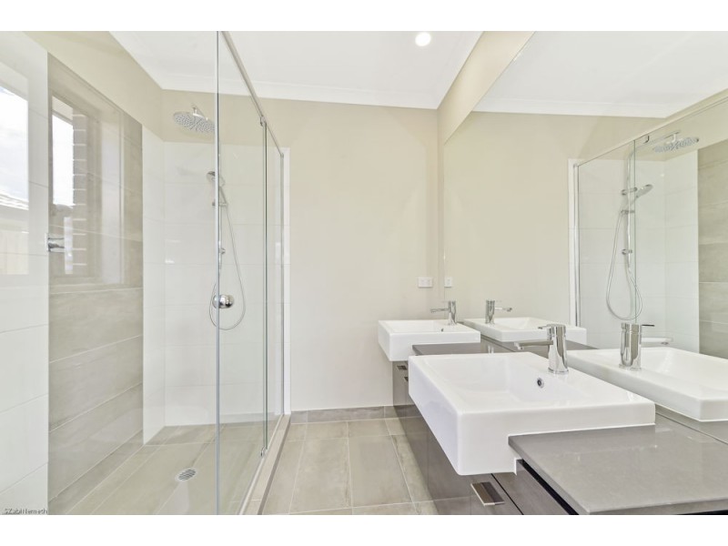 13 Rosseau Street, Caloundra West QLD 4551